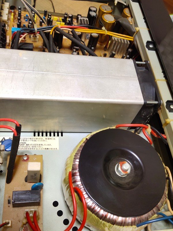 DAM-A200 オーディオ機器 血迷ってDAM-A200を買ってしまったんだけど、恐ろしいトランスだ… 謎の