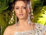 2008: Pari Hoon Main as Pari/Nikki @TheRashamiDesai received acclaim for portraying a dual role of a Superstar Pari and a regular girl Nikki, two look alikes who come from extremely diverse backgrounds. RD portrayed the two contrasting characters convincinglyKeep Shining Rashami