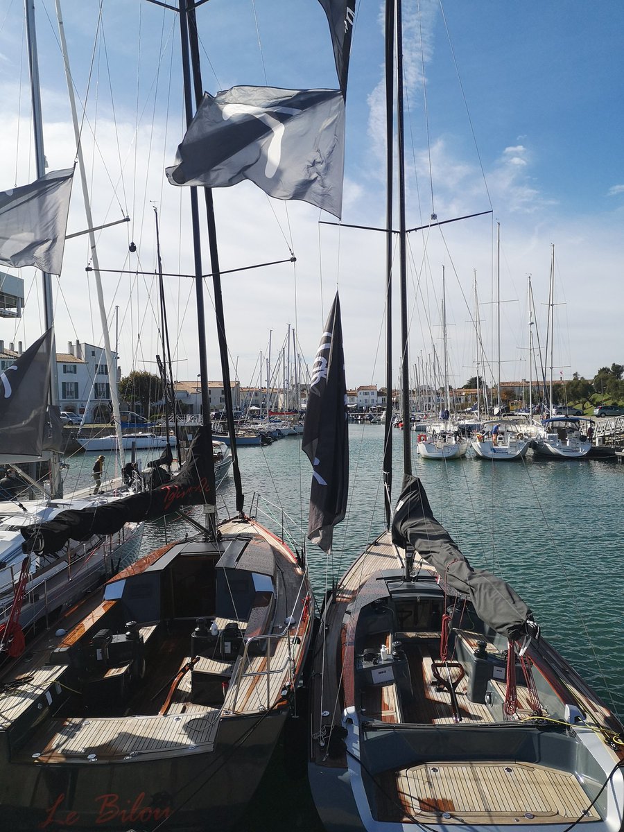 Salon privé Tofinou, magnifiques bateaux de propriétaire connectés