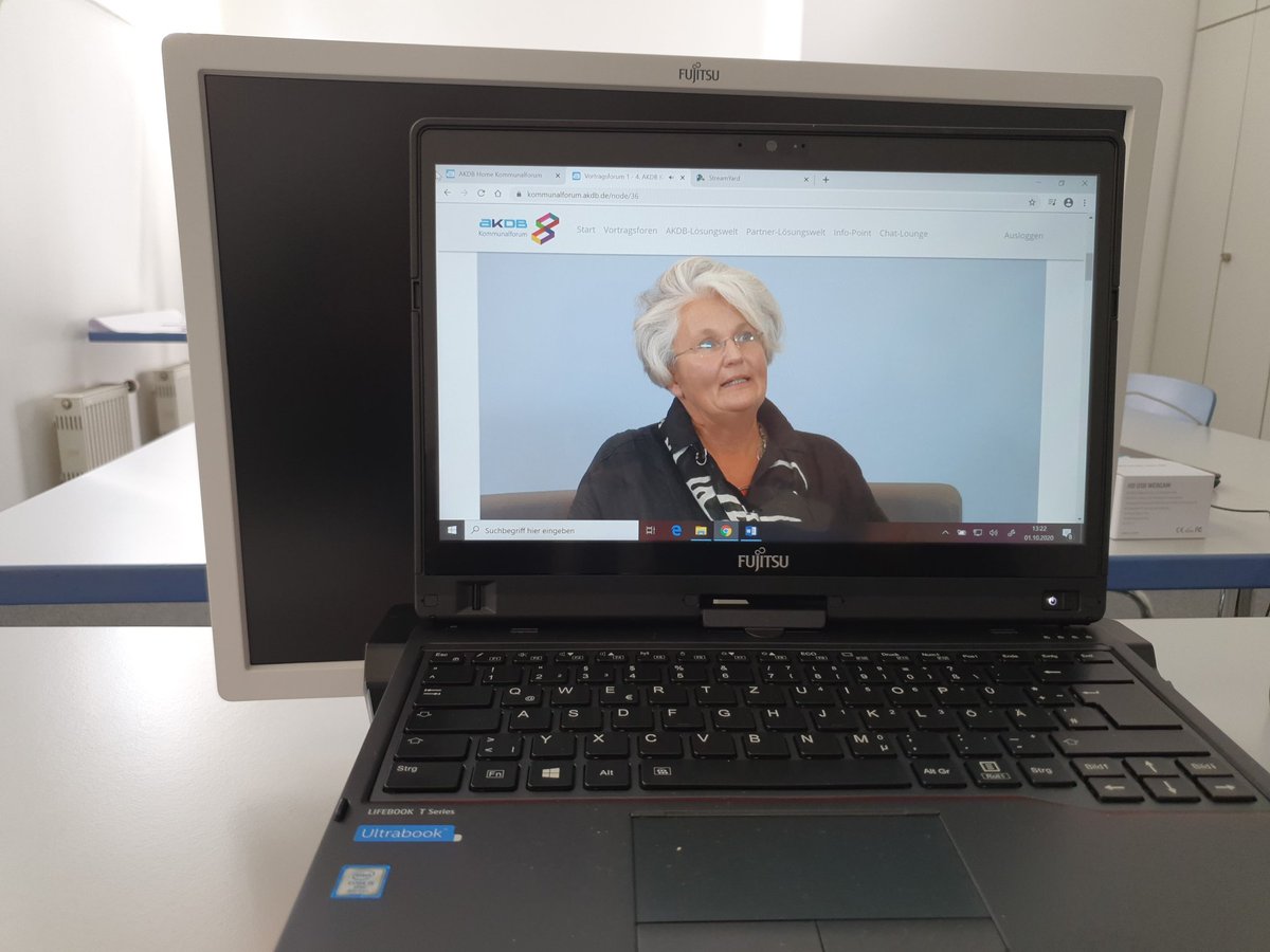 ThomasBoenig's tweet photo. Inzwischen bei der AKDB angekommen, gut verpflegt worden und schon die "Maske" hinter mir. Tolle Organisation seitens der AKDB, auch schon im Vorfeld.
Jetzt geht es dann auch gleich los, wirkliche nette Mitarbeiter*innen hier vor Ort
#AKDB https://t.co/ramzZ1WBWD