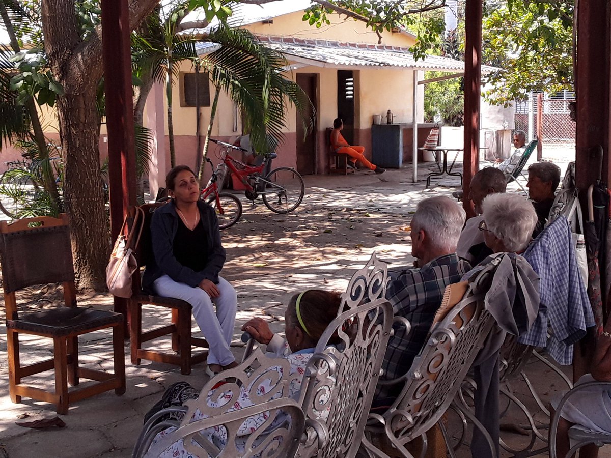 La misión de servicio público que le es confiada al Notario garantiza una igualdad de tratamiento y de acceso de todos los clientes. Sirve al Estado y a los ciudadanos. #Notarios @CubaMinjus