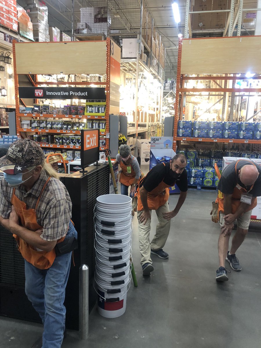 nlw601's tweet photo. Waking up at 6523 with a great morning stretch!!!!#d79safetyfirst @maxey_488 @AngelaDesJardi5 https://t.co/A9xTISun4B