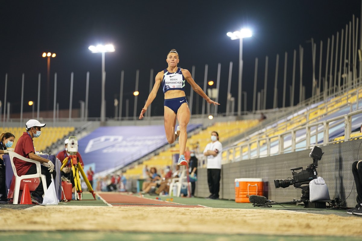 #ICYMI 

#Throwback to last week when  <a href="/MarynaBekh/">Maryna Bekh-Romanchuk</a> jumped 6.91m to win the #DohaDL🇶🇦 long jump last week💥 👇

youtu.be/kqNRlU2ZE7w

📸 <a href="/matthewquine/">Matthew Quine</a>