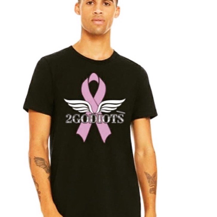 2GODIOTs's tweet photo. Happy October! It is National #breastcancerawareness #month #2godiots still have shirts available in black or pink and in short or long sleeves. Get yours today. Few sizes left. Get yours or place a order for your size https://t.co/AOAJRmb1fi