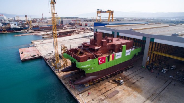 VesselFinder's tweet photo. Launch of DEME’s first ever service operation vessel Groene Wind
https://t.co/wvYRf0zRAl #DEME #GroeneWind #ServiceOperationVessel #offshore #SOV #CEMREshipyard #SiemensGamesa https://t.co/5dF4DGaepO