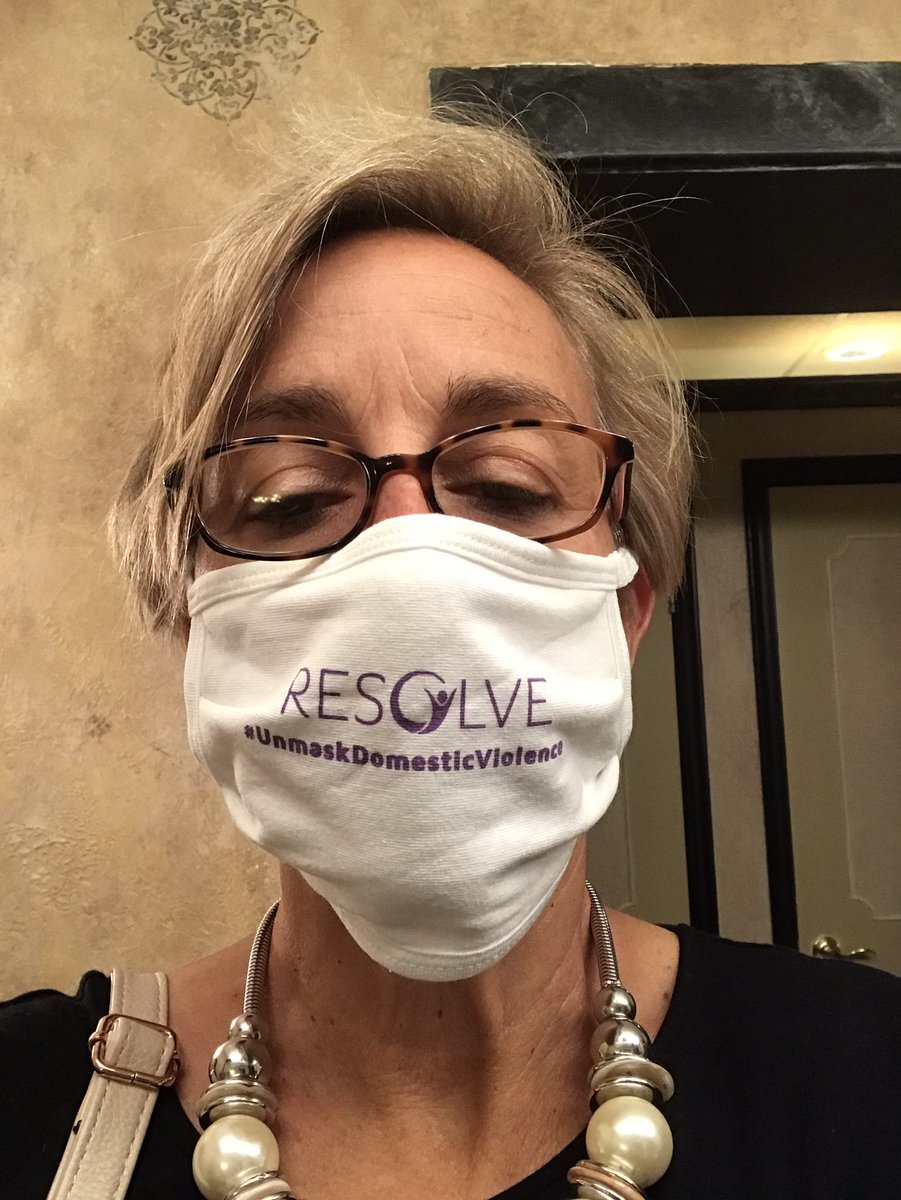 marywhittier1's tweet photo. Itβs October which is Domestic Violence Awareness Month. Help us #UnmaskDomesticViolence and join the over 65 businesses who are wearing RESOLVEs masks for the month. Contact me if youβd like your own mask #RESOLVEroc #enddomesticviolence https://t.co/9gIaWltIy7