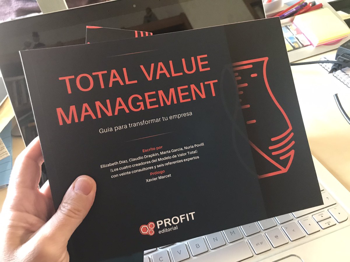 xavierplana's tweet photo. Immens treball. Excel·lent resultat. Una proposta de les que marquen punts d’inflexió i creen tendència. Al 2010 va ser @AlexOsterwalder amb el CANVAS, i al 2020 @SOLO4change amb el #TotalValueManagement #TVM @CDrapkin @ElizabethDMo @MartaGarciaHdz @profiteditorial https://t.co/RVjAkcOtbk