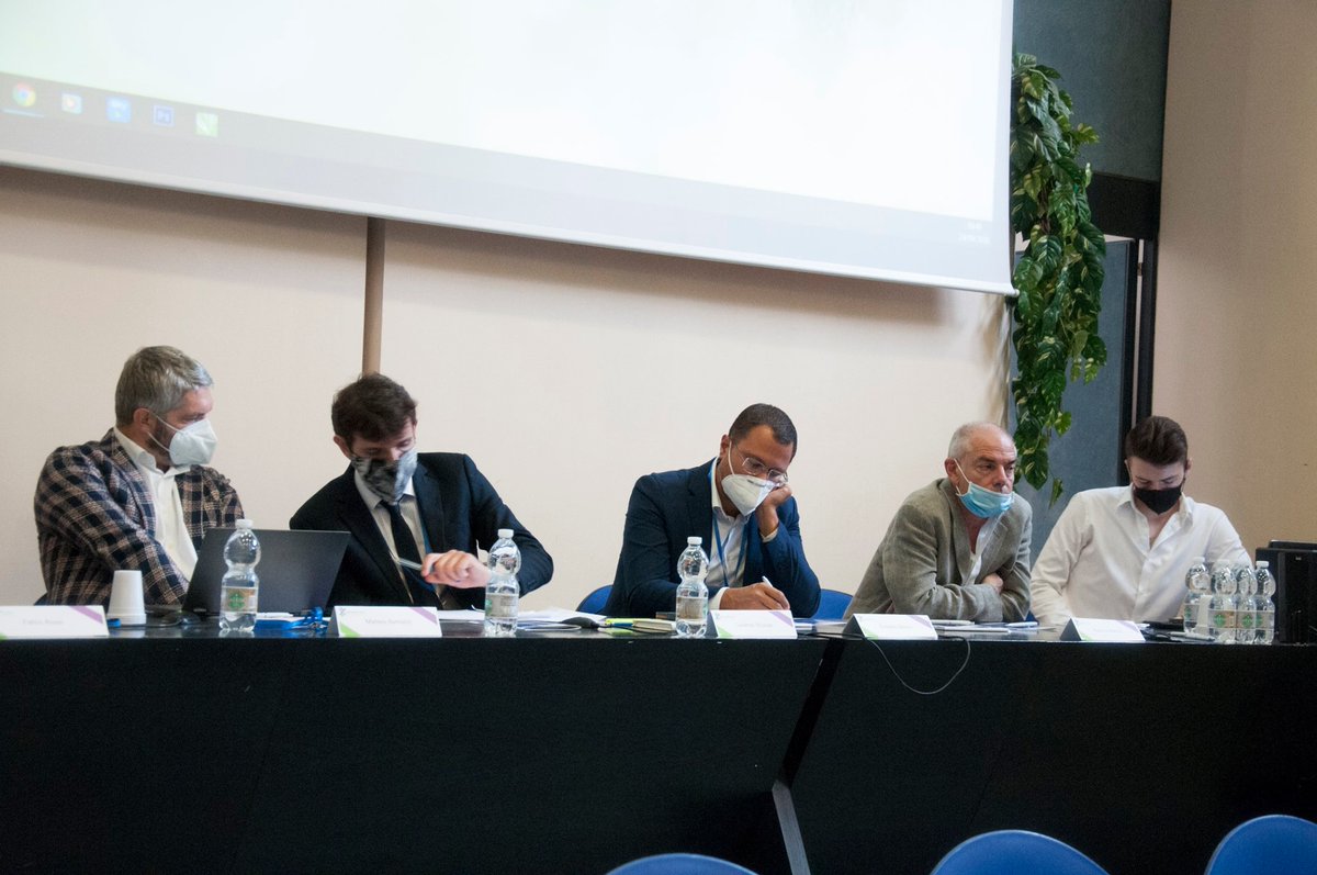 AGRICOLTURA 4.0: FINANZIAMENTI E CASI DI SUCCESSO
Nuove tecnologie, tutela del Made in Italy, Formazione, Internazionalizzazione