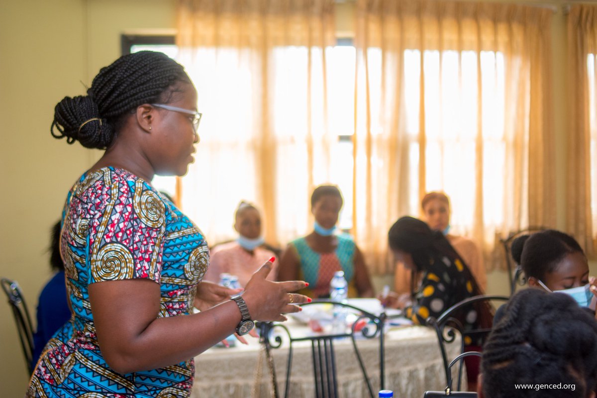 GenCEDgh's tweet photo. Young Women observer groups sharing experiences and discussing violence against women at the training for Ayawaso West #LOWOPET #GhanaElection2020
#CFLIinGH #ENDVAWE #genderelectionwatch, #CFLIinGH #hervoicematters https://t.co/eH9xvUvHml