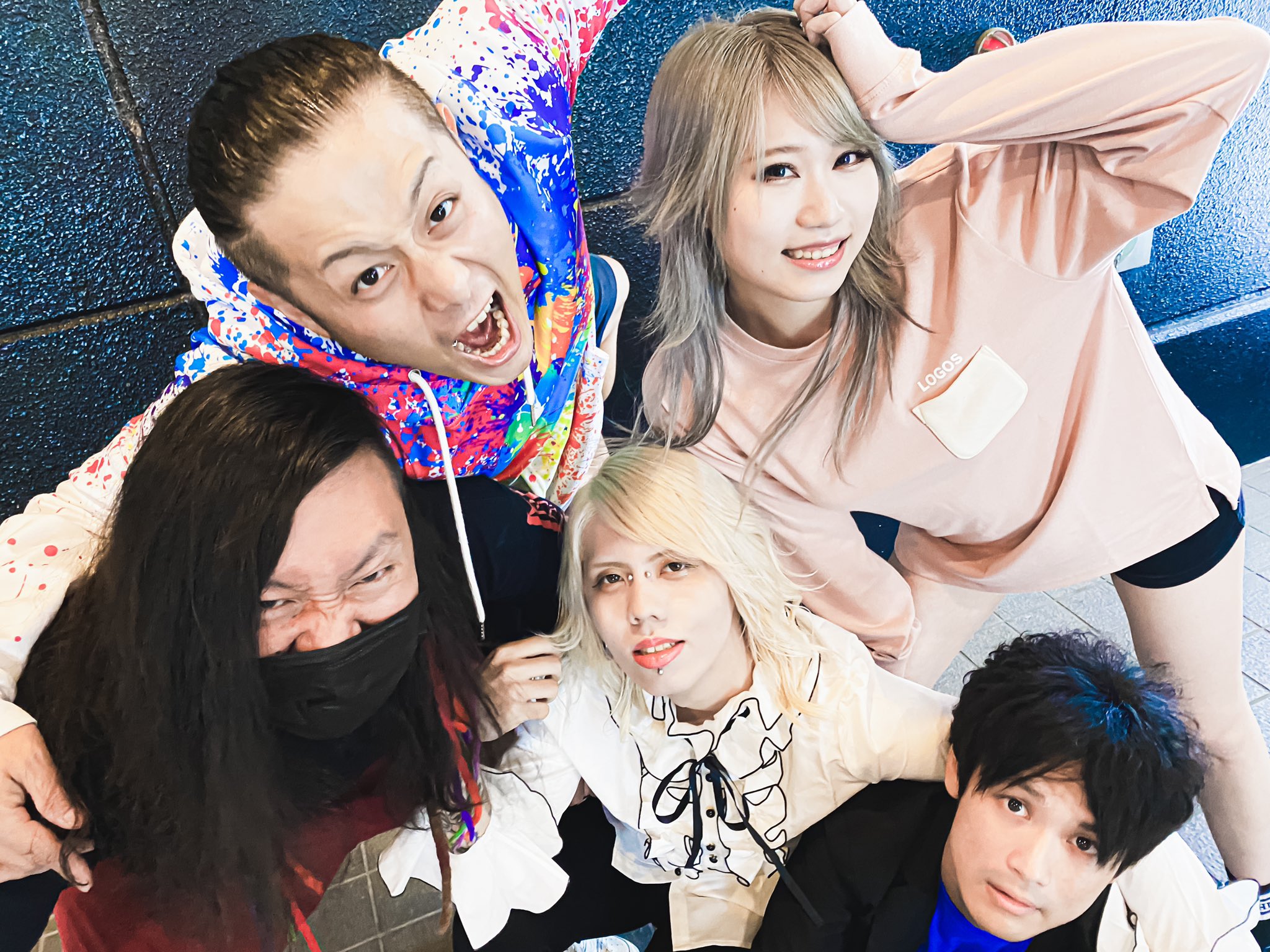 ハリケーンミキサー 公式 新メンバー加入 そして 兼ねてより共にステージで歌ってくれてた きさら Kisa Xoxo が正式メンバーに 新体制はじめます 楽曲もパフォーマンスも幅がめちゃくちゃ広がったこれからのハリケーン ハリケーンミキサー 公式 新メンバー加入 そして 兼ねてより共にステージで歌ってくれてた きさら Kisa Xoxo が正式メンバーに 新体制はじめます 楽曲もパフォーマンスも幅がめちゃくちゃ広がったこれからのハリケーン