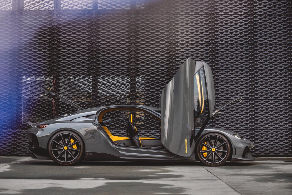 koenigsegg's tweet image. Four seats for four adults and their carry on luggage in the Gemera. Spaciousness – checked!