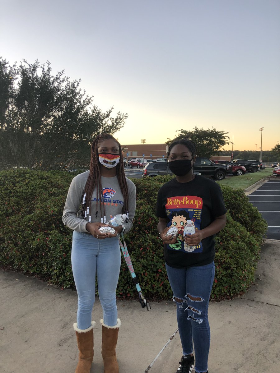 LGHS Seniors tweet media