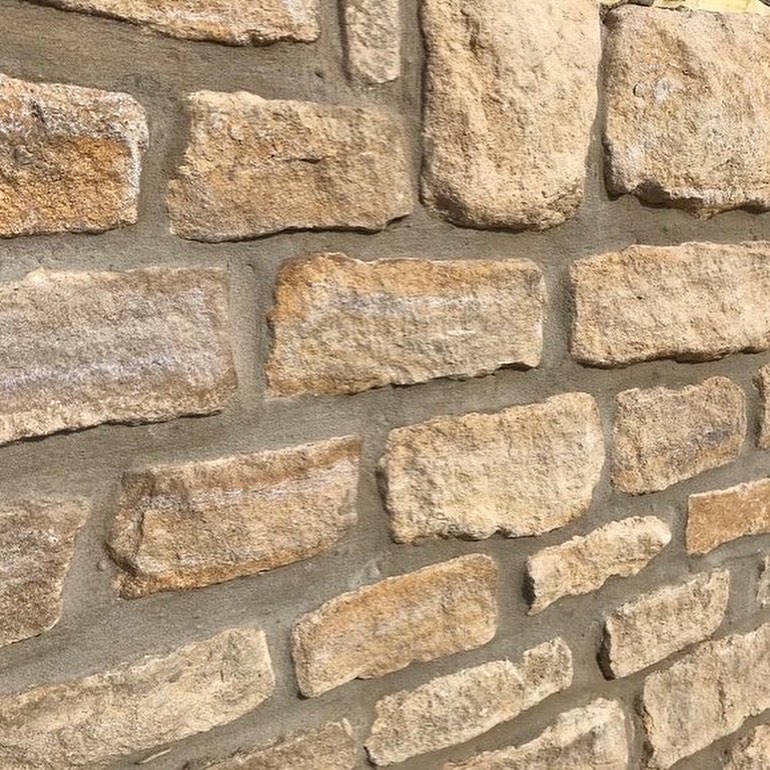 S2 Builders LTD are making progress in Morton using our random Cropped and semi dressed stone. This random coursed stone lends itself beautifully into rural, village locations. 
#Goldholmestone #Britishstone #S2builders #building #limestone #Morton