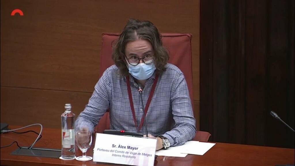 vagaMIRsCat's tweet photo. VAGA MIR CATALUNYA

El Portavoz de la Vaga MIR Catalunya y Vicepresidente de la Asociación MIR España diciendo las cosas claras y exponiendo las reivindicaciones de los MIR en la Comisión de Sanidad del Parlament de Catalunya a los diferentes grupos p… https://t.co/bCcNyhXNrf https://t.co/pBBx6o1giA