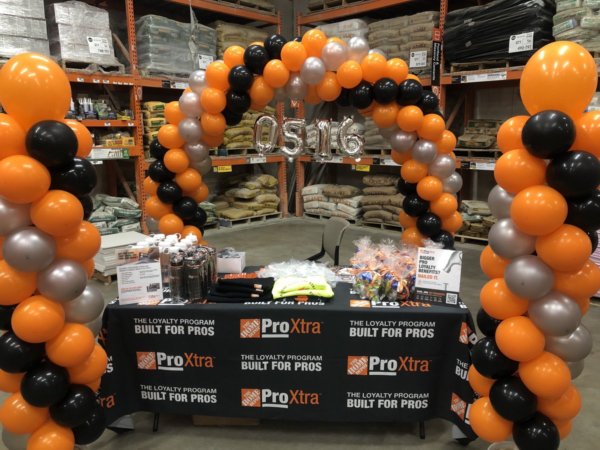 Good Morning 😃 
Ready for our Pro Event! 🧡🧡🧡
<a href="/ricksolis2121/">Ricardo Solis (Rick)</a> @Marcy_olivarez <a href="/THDRoxSalinas/">Roxie Salinas</a> <a href="/Robs_Sanchez255/">Robert Sanchez</a> <a href="/Arther_THD/">Arther Aviles</a>