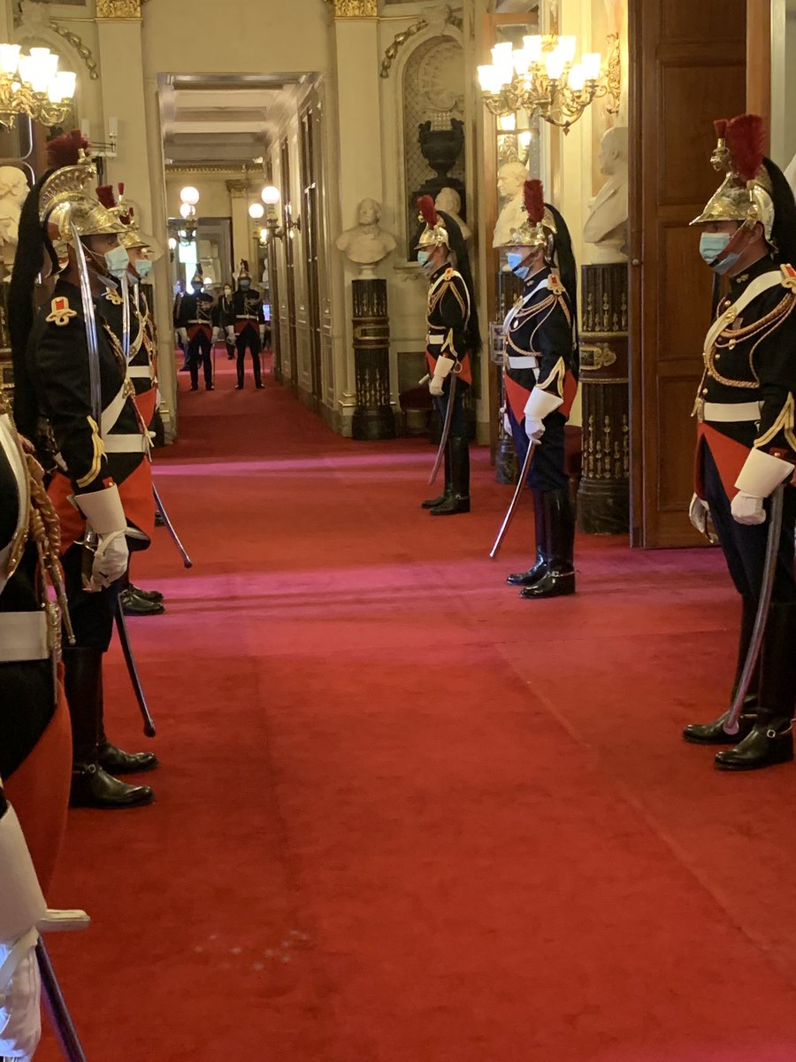 DomCER86's tweet photo. Petite visite au sénat, élection du président. Fier d’avoir passé cette journée ici sur l’invitation de mon sénateur de 💚Bruno BELIN https://t.co/UwWgEtg5v5