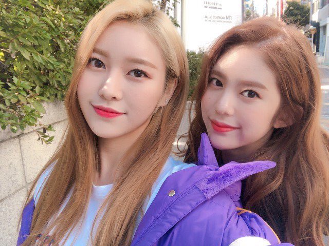 lq_nan's tweet photo. I really miss yu Bro!
We Love Yu Daisy 
#MLDLetDaisyFree
#WeWantDaisy
@mld_official_ https://t.co/EtRs9Rvnlh