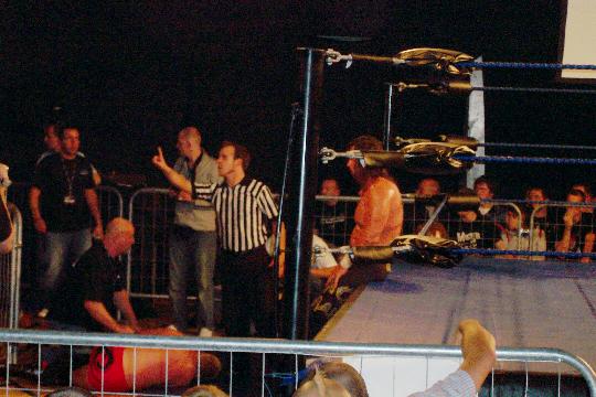 So, for about 25-30mins they did this really slow, very dull, methodical, technical match that bored the crowd into complete silence (and sent many to the bar, toilets or merch tables). Then, Corino did a heel fake injury angle that lasted another 10mins and fooled no-one.[cont]