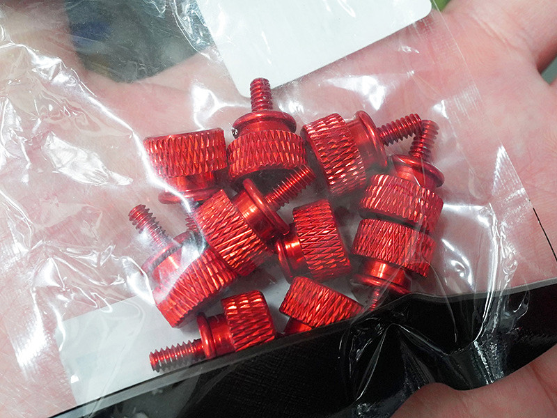 watch_akiba's tweet image. 更新：カラフルな手回しネジがCableModから、アルマイト処理済みのアルミ製 PCドレスアップに最適 akiba-pc.watch.impress.co.jp/docs/news/news… #自作PC #CableMod