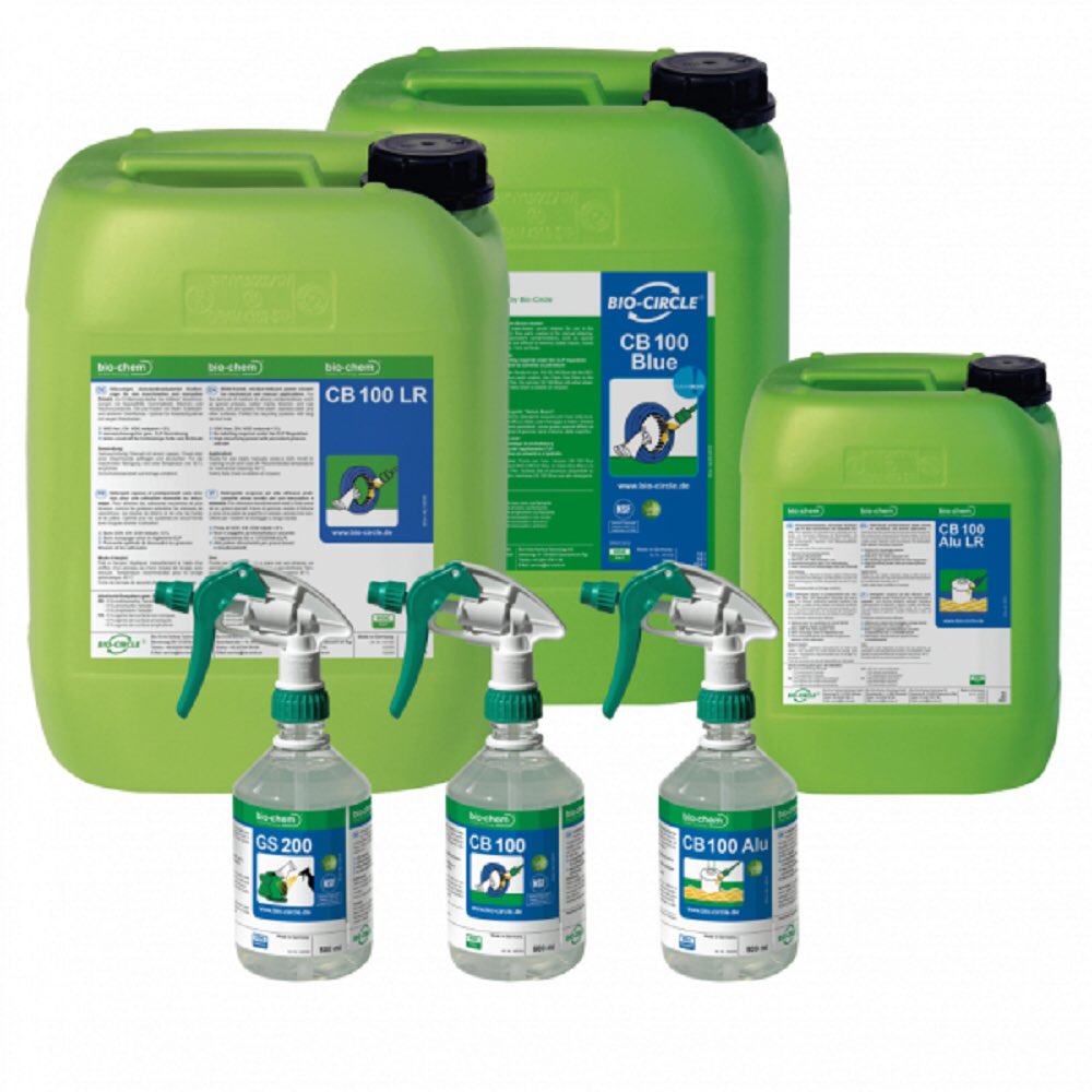Ready4Matchday's tweet photo. CB100
•Water based, phosphate, solvent free &amp; PH neutral
•Removes contaminants, grease, rubber marks, bitumen, wax residue, paint &amp; grass stains
•Cleans pumps, tanks, nozzles, &amp; groundcare machinery
https://t.co/j4sJtOId6H

sales@readyformatchday.com
#Pitchero #iog #groundcare https://t.co/YLTwxUhVXR