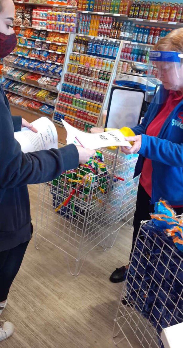 pushing_forward's tweet photo. Today we have gone out to our local shops in Exeter and put up some posters about us pushing forward for the homelessness, in this photo we have one of our team members passing out our posters so they can be displayed in and around their shops, come help us out 🙂🙂 https://t.co/cKsU4GSW1H