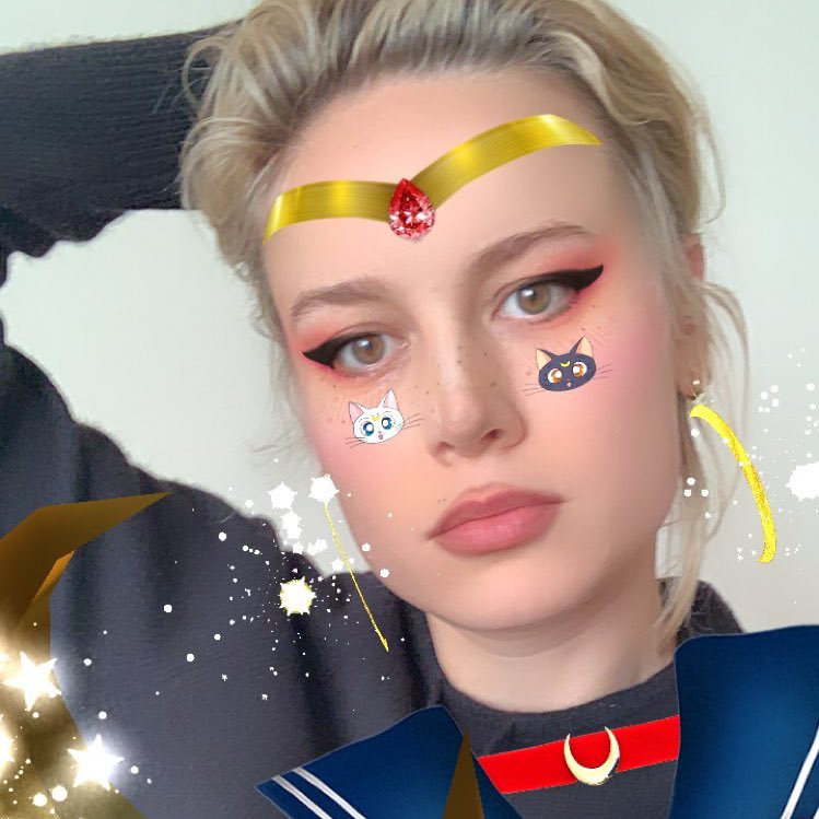Brie Larson as Birthday Cakes- a thread   #HappyBirthdayBrie