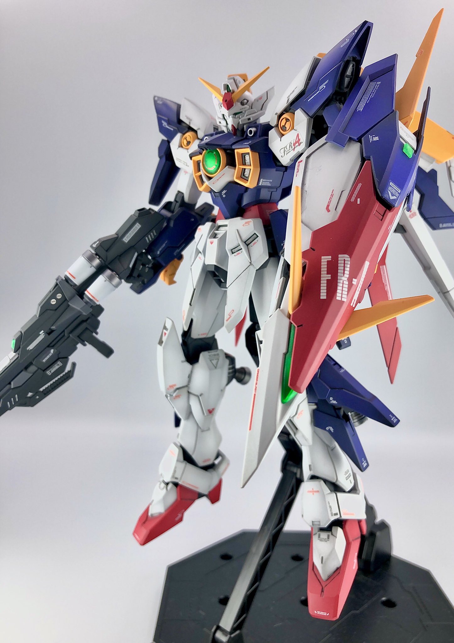 エヴィン フェニーチェリナーシタアルバ完成 悪顔のウイングガンダムいいですね ガンプラ みんなでガンプラ ガンプラの画像貼るとrtされると聞いて T Co Fig5fhm9vr Twitter