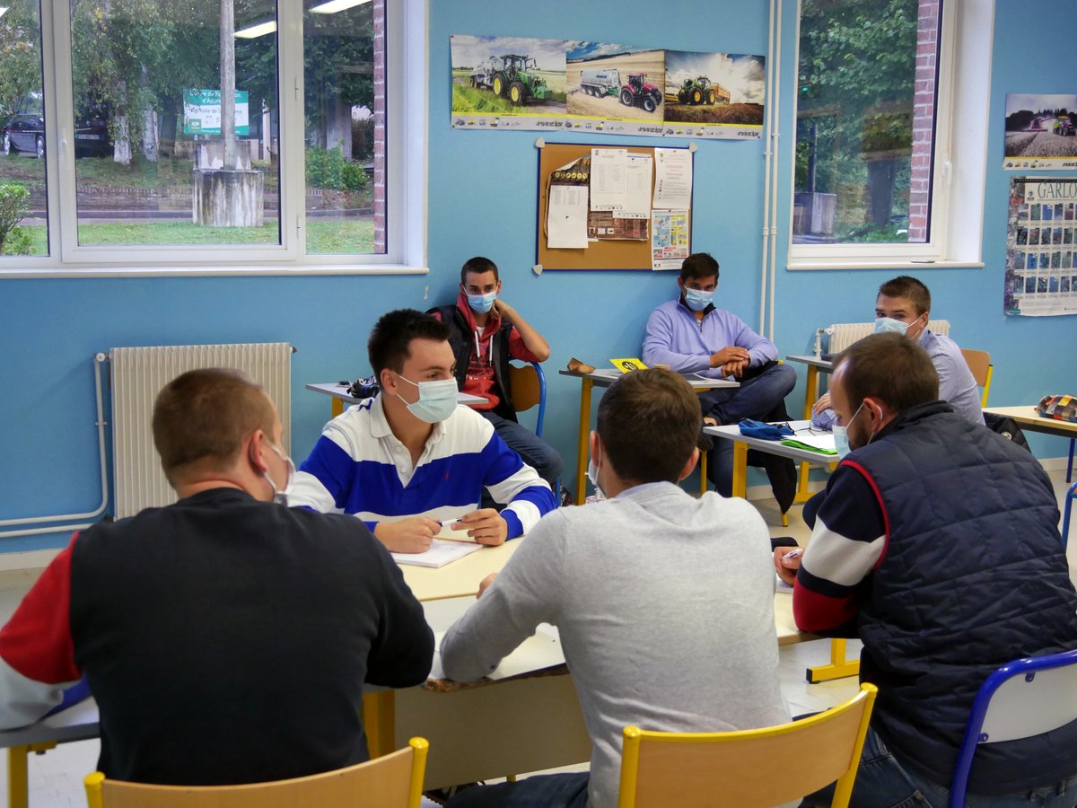 CfppaLeParaclet's tweet photo. #formationprofessionnelle #commerce #agricole #technicocommercial #commercial #cs #cstc #formationagricole #agriculture #apprenti #apprentissage #leparaclet #leparacletamiens #agriculture #amiens #picardie #hautsdefrance #negoce #cooperative #concession #vente #materielagricole https://t.co/ZBjq5fjI3n