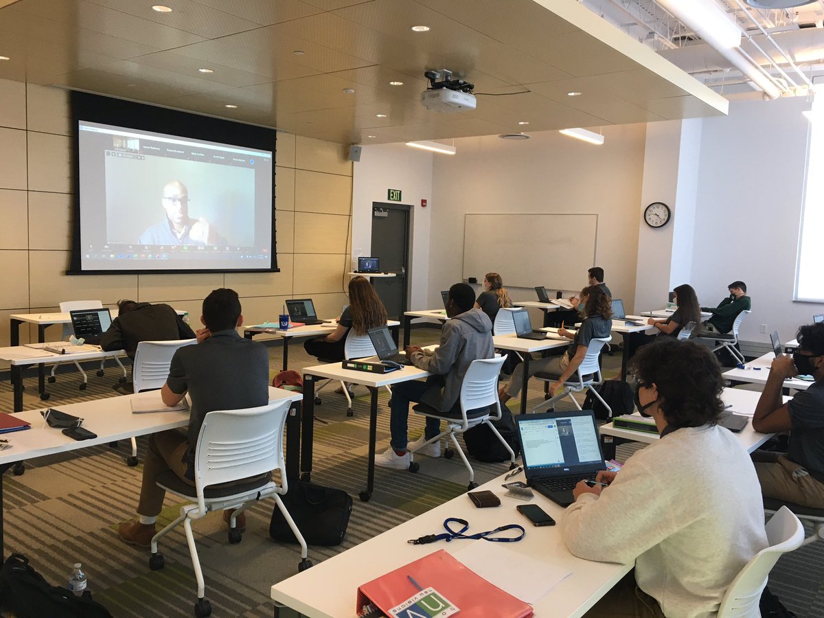 BTNewVisionsBus's tweet photo. Marketing is about connection.  Marketing is the act of getting people to change. Thanks to @JesanMSorrells for teaching @BTNewVisionsBus all about marketing and how to make an impact on society! https://t.co/2Of7xZ9rbw