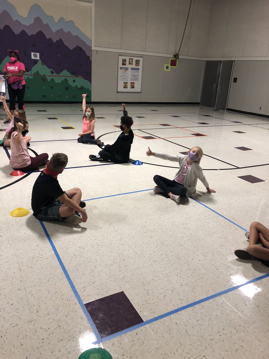 hvefletcher's tweet photo. Kicking off Red Ribbon week!!! Love the respect and focus !! #lifeisgoodathve # redribbonweek  #saynotodrugs https://t.co/moiTTyVvg2