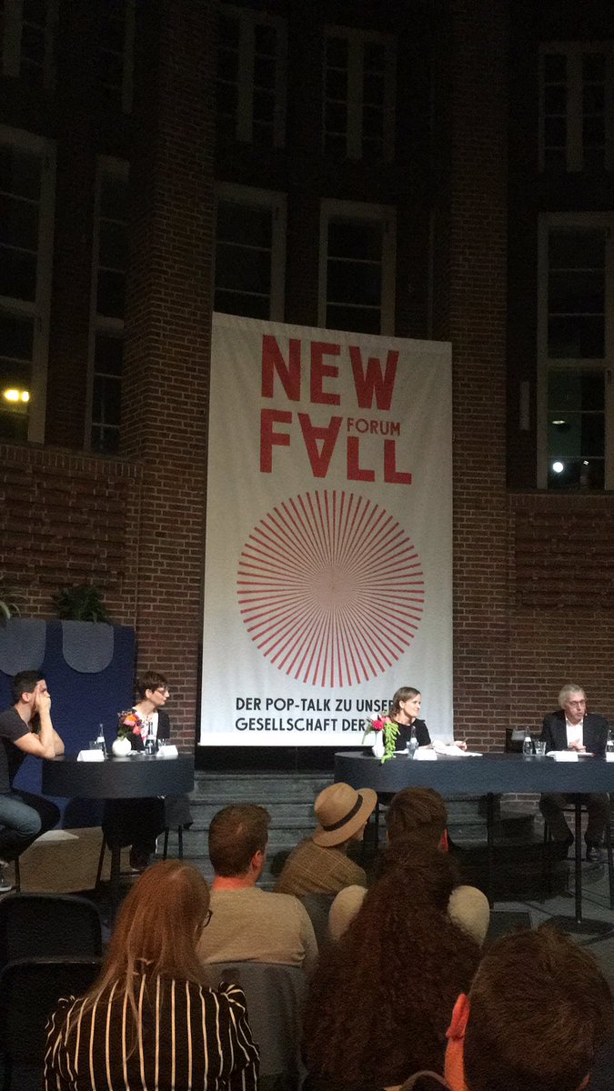 Zielsetzung von Klaus Kaiser, Staatssekretär im <a href="/MKW_NRW/">mkw.nrw</a>, ist das Verhindern eines weiteren Lockdowns, damit die Kultur leben kann. Die Verantwortung liegt aber auch beim Publikum, bei jedem Einzelnen. „Kultur darf nicht sterben“ #NewFallForum