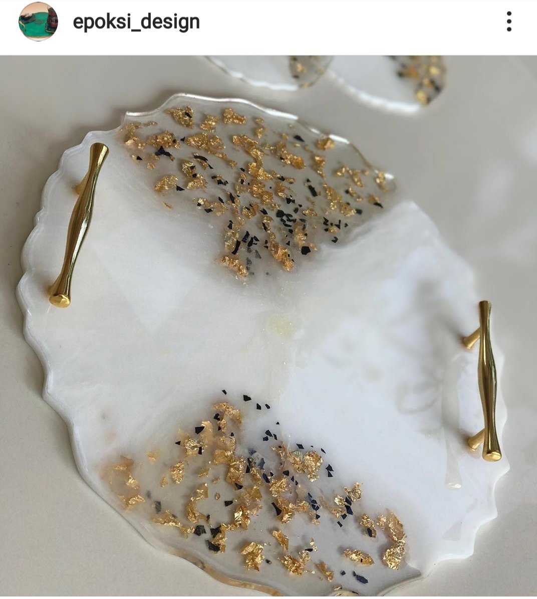 tylndmr61's tweet image. #epoksi #sanat #epoksitepsi #nisantepsisi #soztepsisi #sunum #kolye #art @epoksi @sanat @tepsi