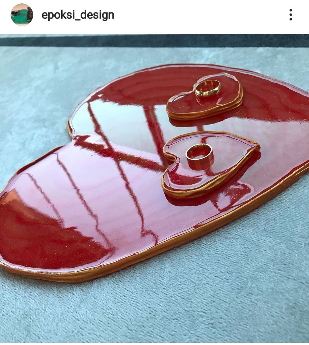 tylndmr61's tweet image. #epoksi #sanat #epoksitepsi #nisantepsisi #soztepsisi #sunum #kolye #art @epoksi @sanat @tepsi