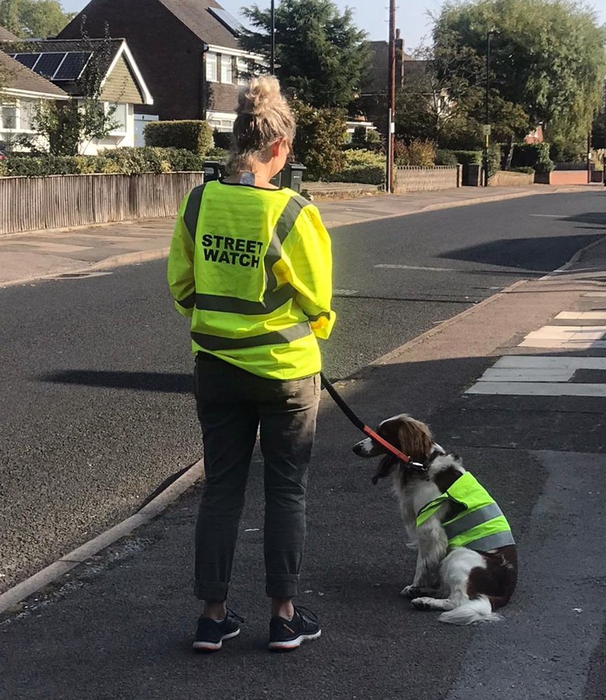 beaconstrollers's tweet photo. Not only do we stand out in our hi-viz jackets, so does our four legged honorary member Scout ๐ถ๐ @StreetWatchWM @Sutton_WMP #Boldmere #SuttonVesey #lovedogs #activevolunteers https://t.co/cAFjXOF3bH
