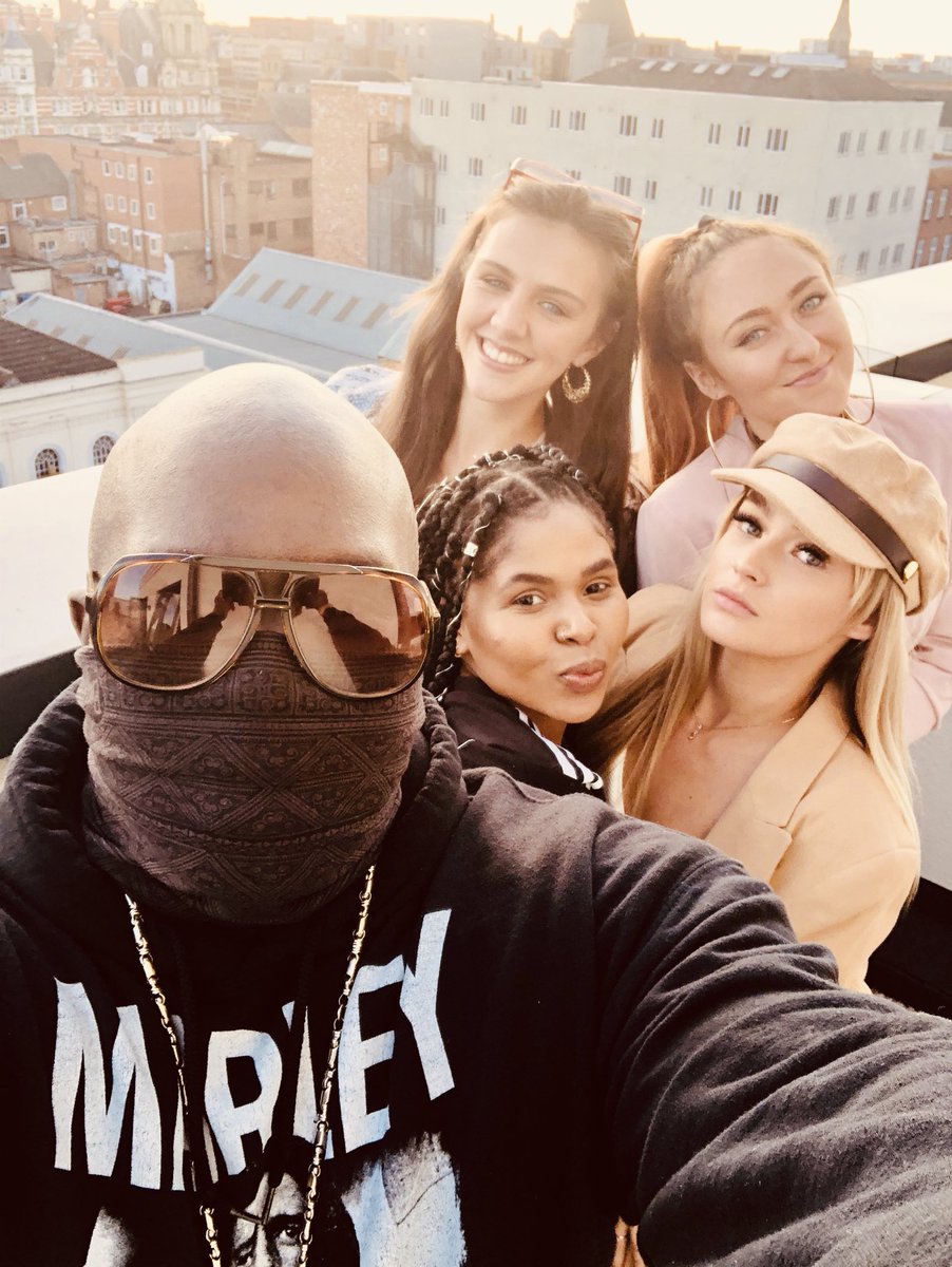 Thank you ladies for slidin thru and being our first act ever @ MackLife Studios...you guys are amazing !! #droptheknifepickupthemic #Leicester #BlackHistoryMonth #macklife