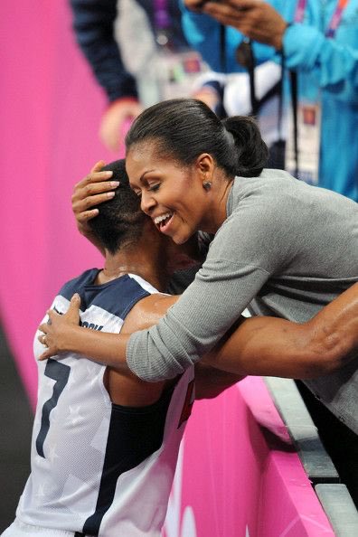 AuthorJoeNBrown's tweet photo. Sometimes we just need a hug π€, just because. I miss having a #FirstLady who gave endless hugs. Letβs get back to what weβre used to. The #MichelleObama Hug More Podcast. #HugMore #HugsForYou #MichelleAbility https://t.co/QRjDNFt7bA