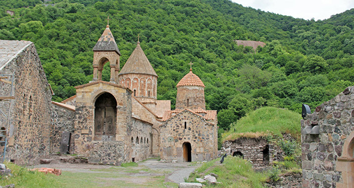 p5Q7jv0EWlKlp5V's tweet photo. 9th c.
#ArtsakhStrong
#Dadivanq This building so much old Armenian church. Azerbaijan are you ok? 🤔 How you can be old country in this Armenian places? You are really? 🤔
9րդ դար ։Դադի վանք։
Որտե՞ղ ր էիր Ադրբեջան երբ ազնվազարմ հայը ապրում էր ու արարում։👏🏻🇦🇲💪🏻🇦🇲👏🏻💪🏻 https://t.co/WFACRtaDLU