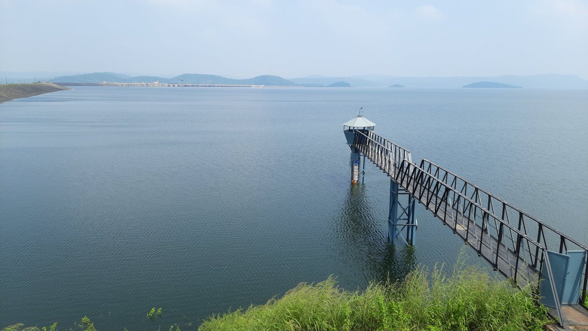 Gujarat’s second largest dam Ukai achieves 100 percent water storage today