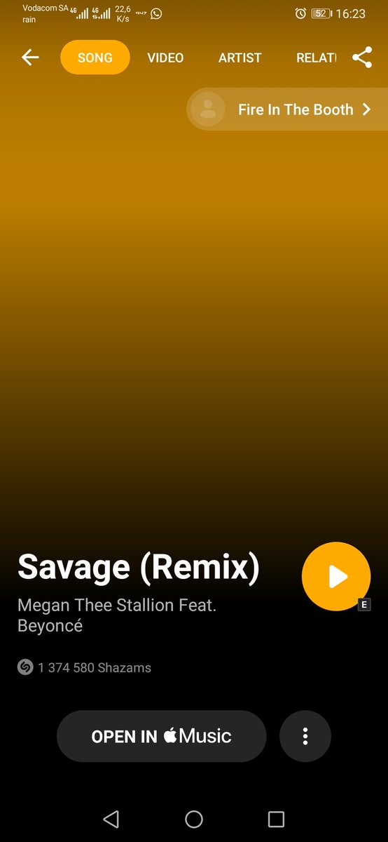 OmphilePhix's tweet image. #FreshOn947 This has been bugging me for a while now, but does Megan say &quot;ngeke&quot; during the 1st verse? @MantsoePout @DJFreshSA @freshon947 #LockdownLiveRequest @947