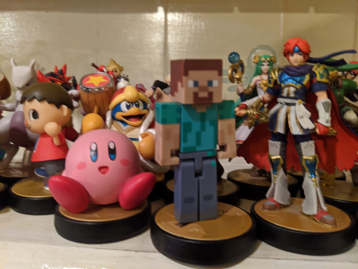 Y'all already know I got that Steve Amiibo
