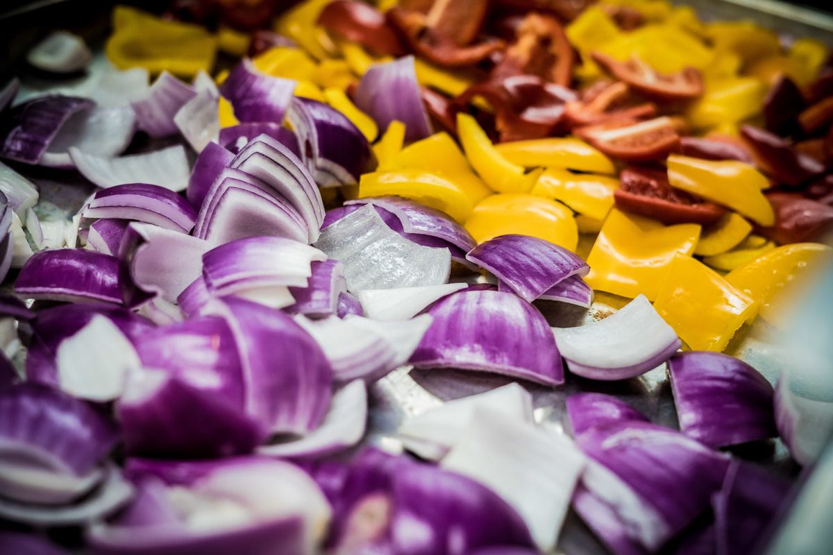 SavoryTx's tweet photo. Our fresh ingredients deserve a moment. 🌱 #savorycatering #eventcatering #weddingcatering #dallascatering #corporatecatering https://t.co/Yok2LtS4kv