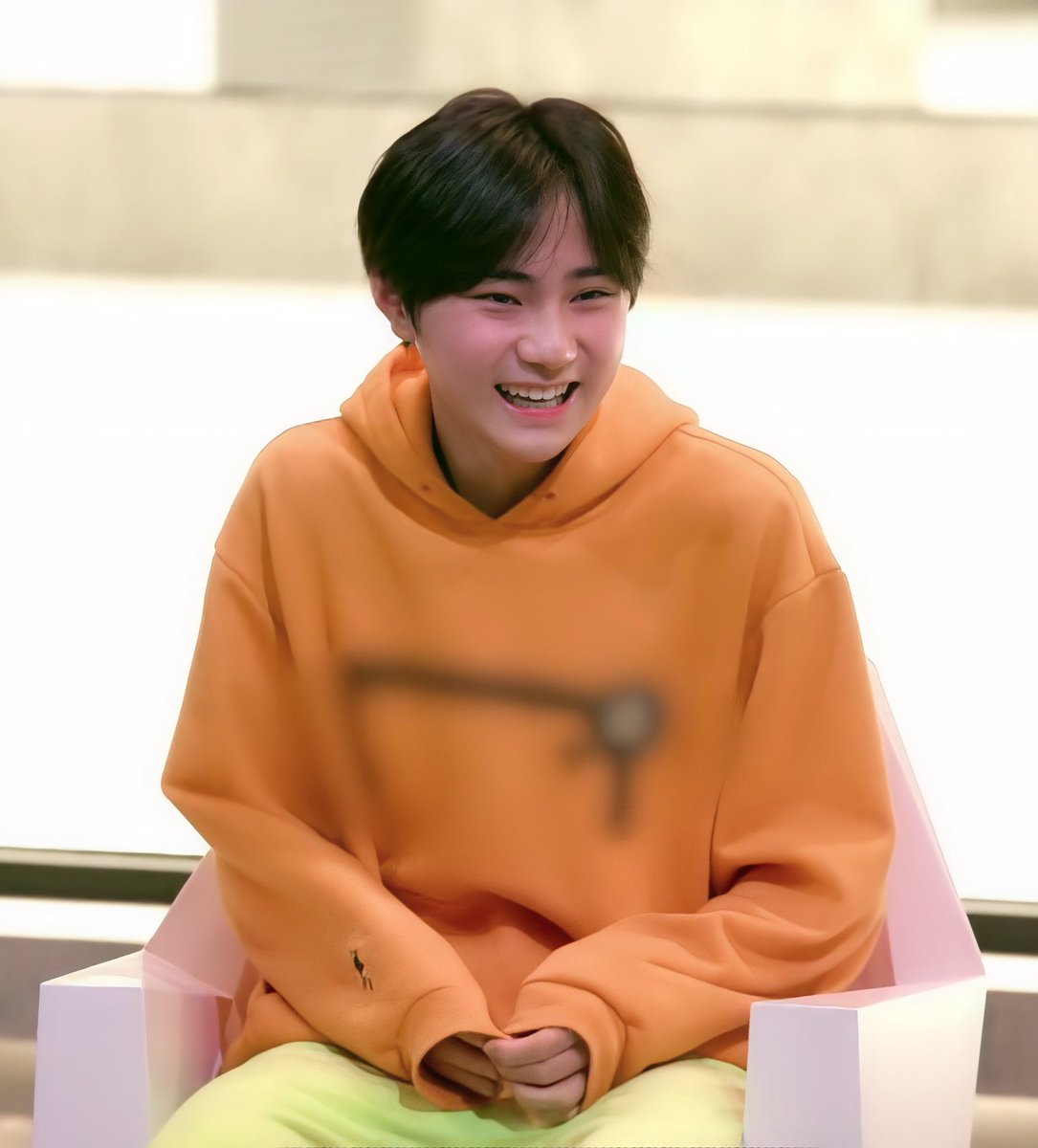 LeeYangPark_'s tweet photo. He's smile:)
#WE_HUG_DANIEL
#4MonthsWithDaniel
#OurDANIEL
#DANIEL
#DANIEL_DEBUT
#DANIEL_ILAND
#Dandelions_With_Daniel
#DANDELIONSWITHDANIEL
#StayWithDaniel
#Forever_With_Daniel https://t.co/dJiCSLyNop