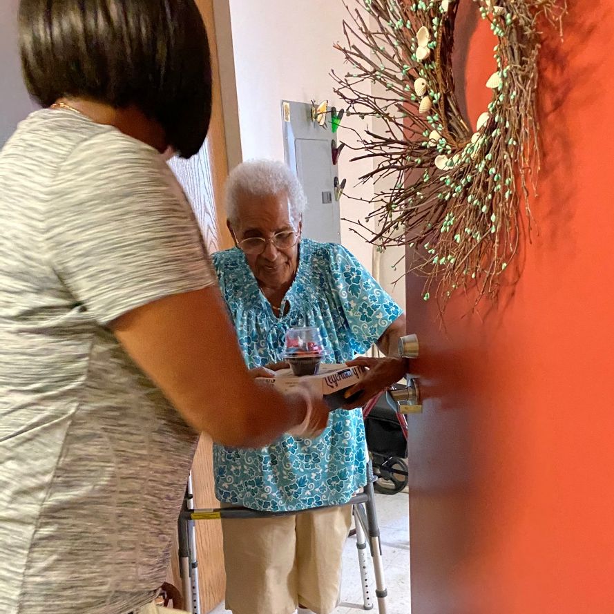NatlChurchRes's tweet photo. We are honored to share that we received a @PHLCovid19Fund grant to support residents at Coles Landing. A collaboration between @PhillySJUnited, @PhilaFound, and @PhiladelphiaGov, the #PHLCovid19Fund is supporting nonprofits like ours during the #coronavirus crisis. Thank You ❤️ https://t.co/T5XpH7t4qi