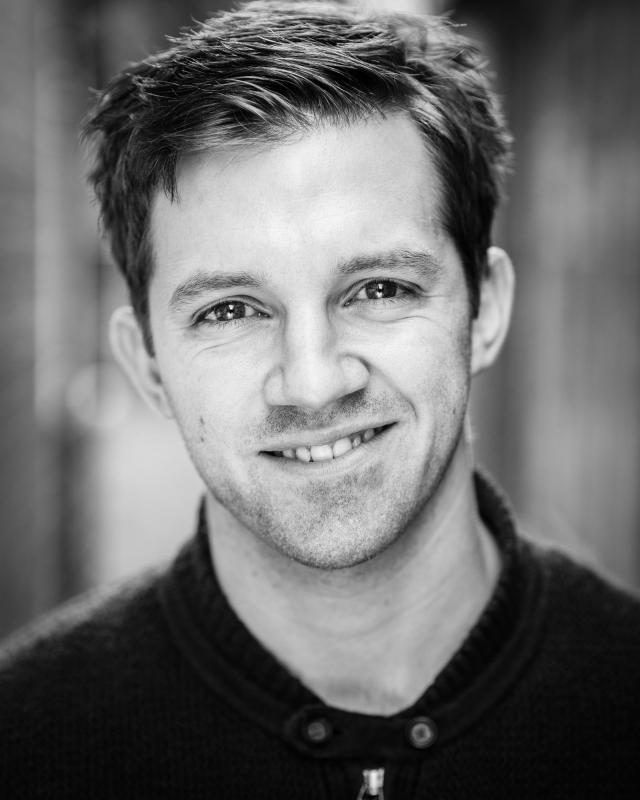 SpaceArtsCentre's tweet photo. 👏 Ellen McLeod @Ellenmary95 👏
👏Geraldine Brennan @GeraldineBrenn 👏
👏Matthew John Wright @mjwright7 👏
👏Ore Sanderson @OreSanderson 👏

We can't wait to welcome you and make great theatre!
Which leads to our next announcement... https://t.co/h4erx4MBNr