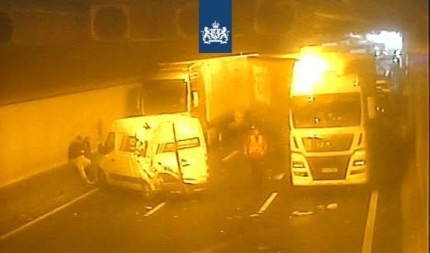 Botlektunnel afgesloten vanwege ongeval - ..