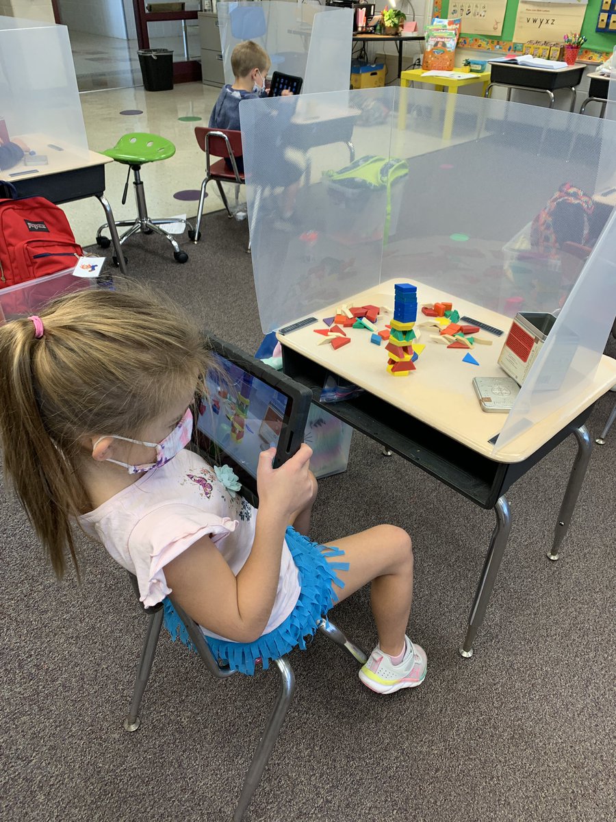 Mr_Wenger_Tech's tweet photo. Our Kindergarteners are learning how to take pictures of their work to share with others! @SASD_SalfordHil @lhendricks06 @ https://t.co/FL1sxbQRJC