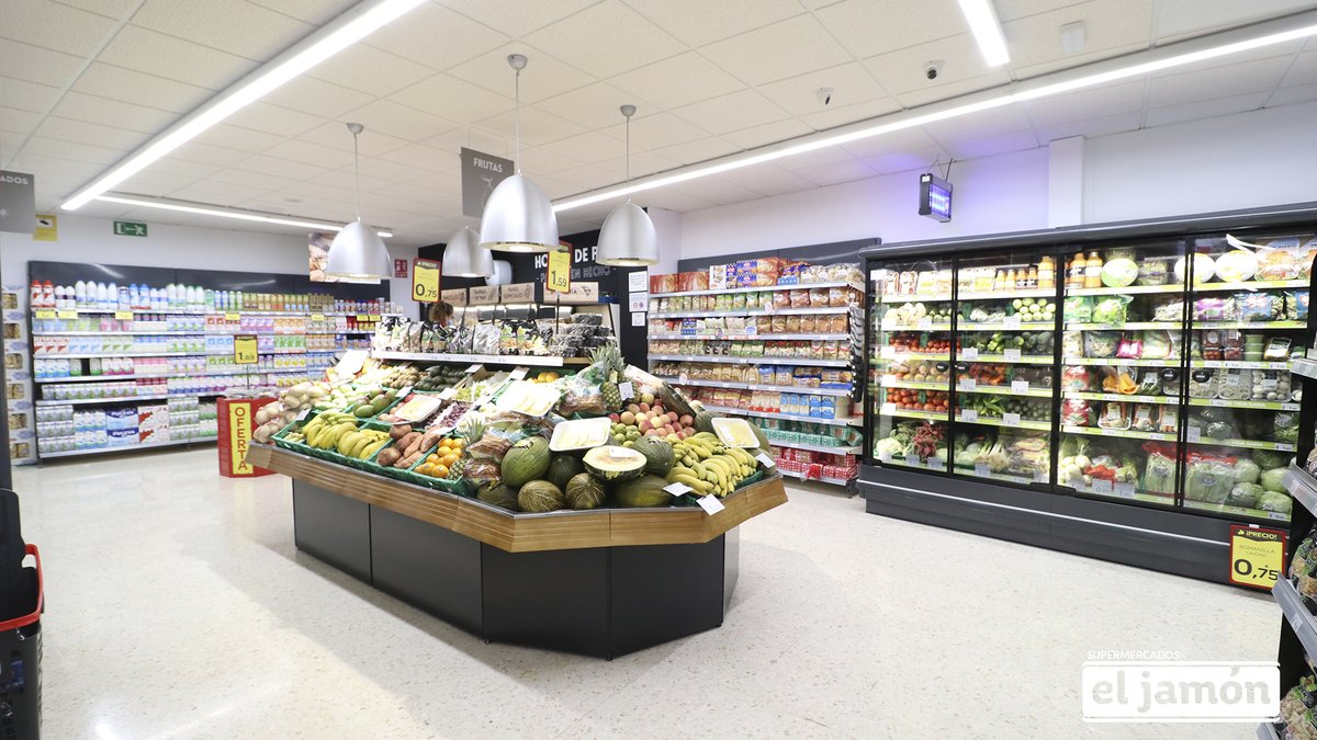 super_ElJamon's tweet photo. 🎉 ¡CÁDIZ! ¡La familia crece! 🎊 ¡Hemos abierto NUEVO Supermercado en Cádiz capital! (C/ Hospital de Mujeres nº 42-46) Te estamos esperando para que conozcas nuestras secciones de frescos como frutería, carnicería y charcutería, horno y una amplia gama de productos 🍏🥩🐟🥖🍊🍖 https://t.co/XesAwcl4Us