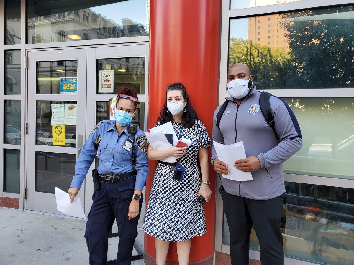 DobaDarris's tweet image. #FirstDayBackToSchool
It wasn't pretty, but today we welcomed blended learning students back into our building. Our @uaslj principal and dean were out in front greeting and checking in students. Shout out to all the #educators on the frontline doing this critical work!