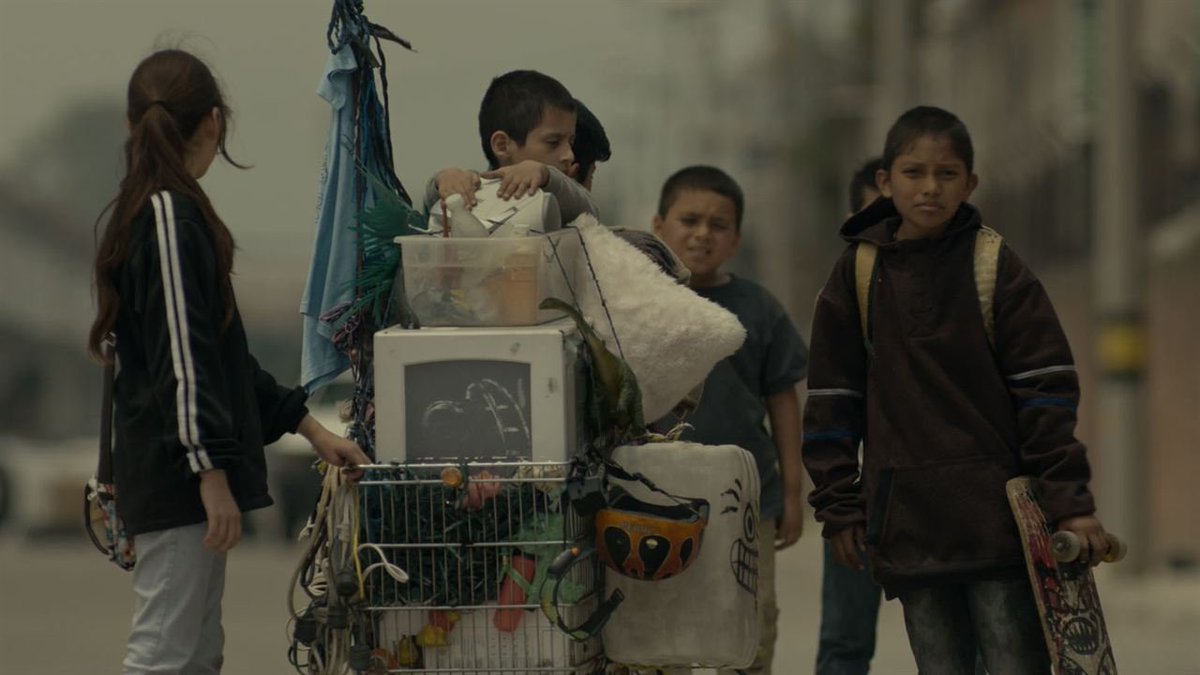 vuelven (2017) ‘tigers are tot afraid’ directed by issa lópez.five children try to survive the horrific violence of the cartels and the ghosts created every day by the drug war