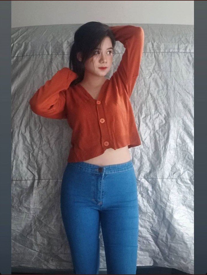 Manhua1945's tweet photo. Uhh ohh mantap senior favorit ane nih 💦 komentarnya guys 💦 ada yang mau pejuin foto doi? Atau sekedar fantasi? https://t.co/b8jIQVTscE